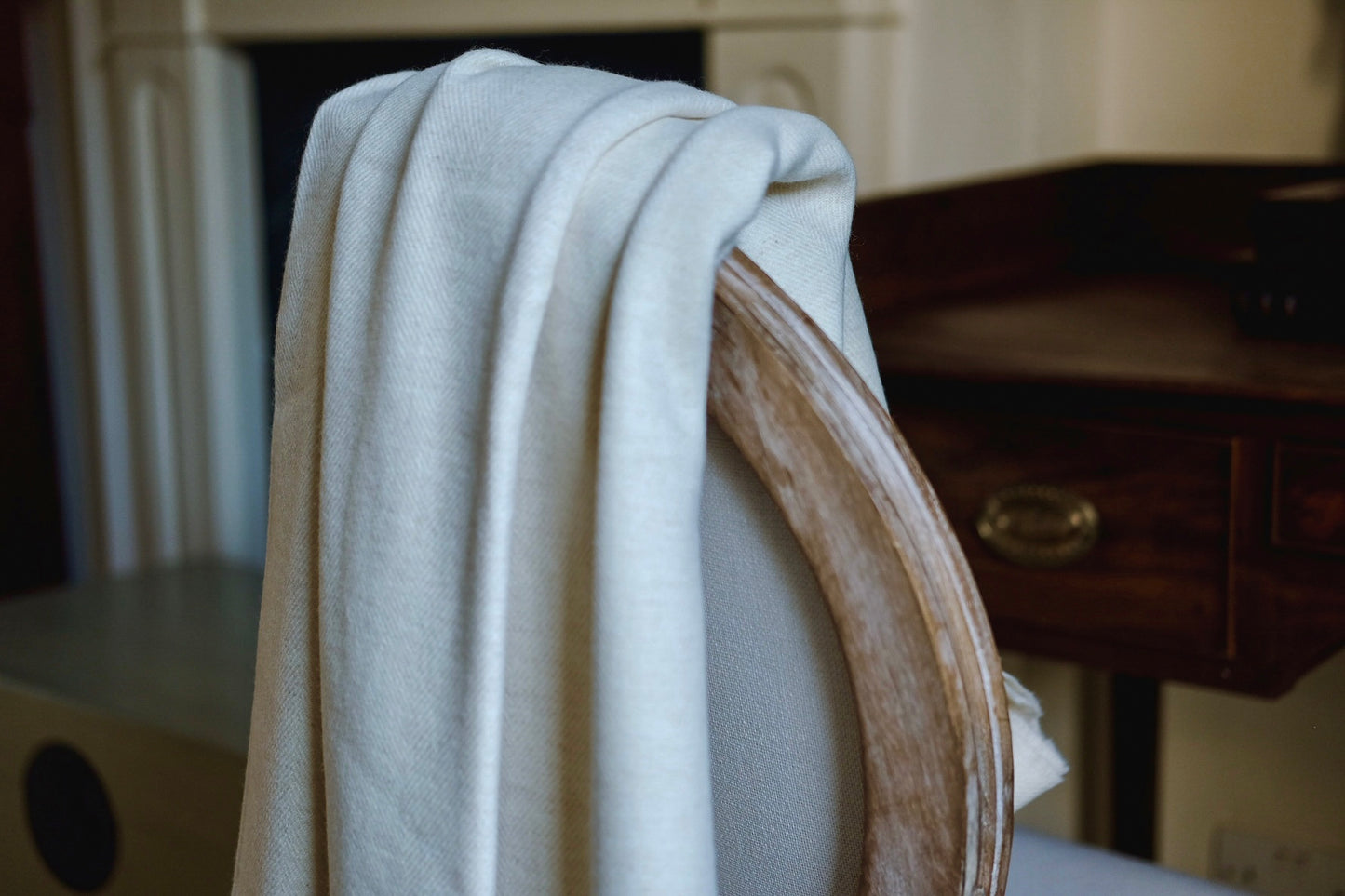 Extra Large 100% Merino Lambswool Herringbone throw, Linen.