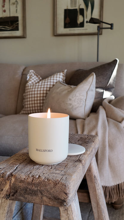 ‘Hallsford’ Aromatic Scented Candle